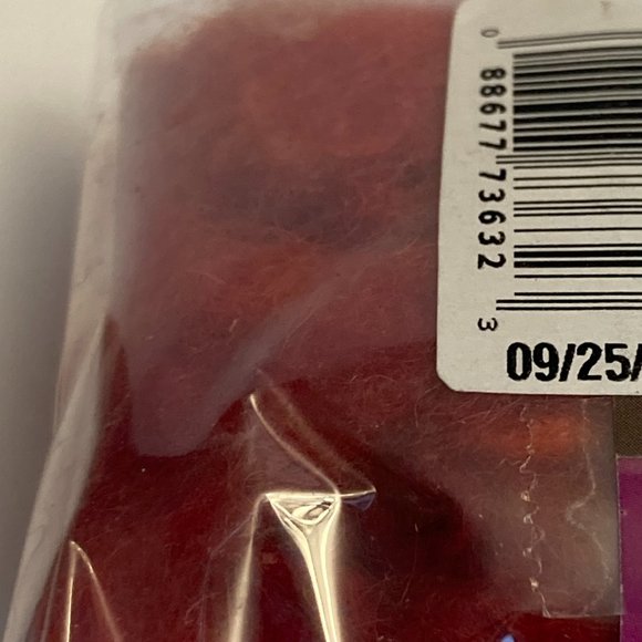 24 Dimensions FeltWorks 100% Wool Red Curly Roving 0.25oz Needle Felting Crafts - Picture 8 of 16